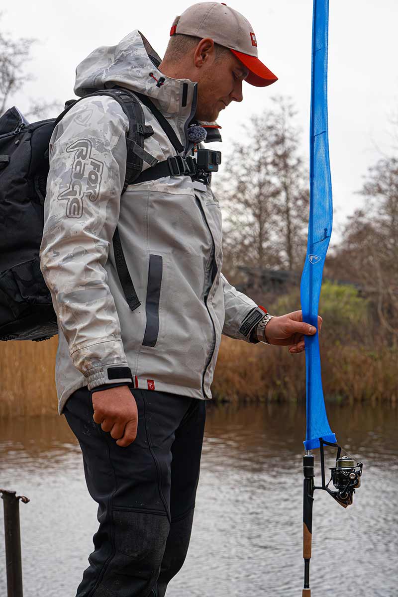 Copertina Fox Rage per Canna Spinning