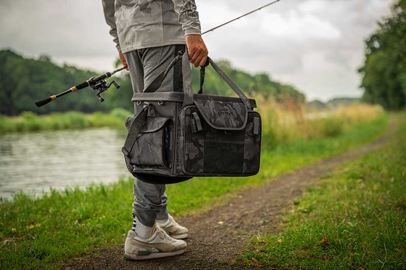 Zaino con Scatole Fox Rage Voyager Moulded Camo XL