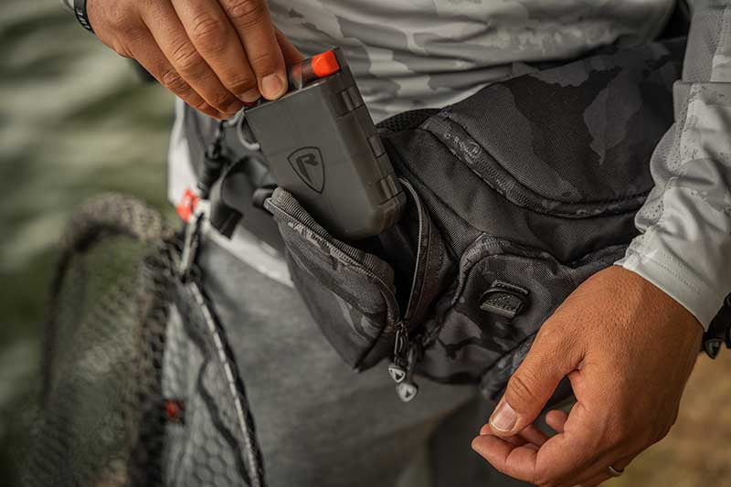 Marsupio con Scatola Fox Rage Mimetica Voyager