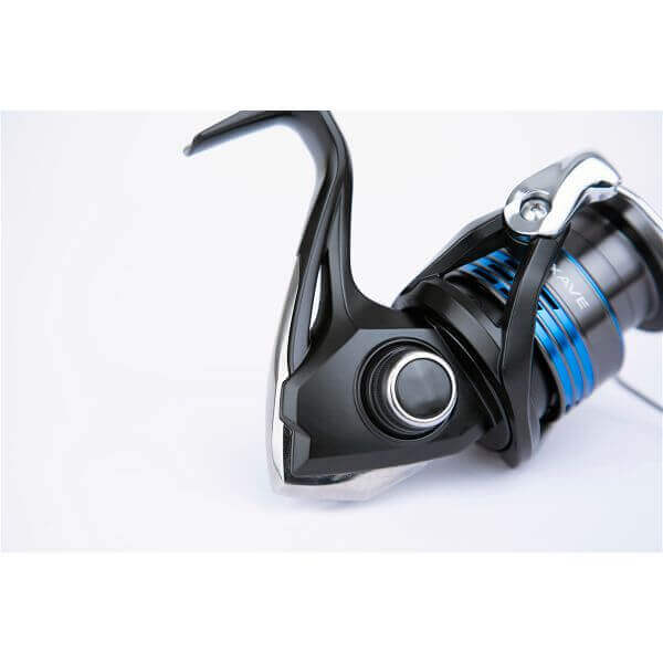 Carrete Shimano Nexave FI 2500 HG - Tienda Bass