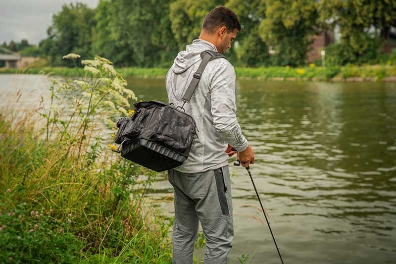 Macuto con cajas Fox Rage Voyager Camo Grande - Tienda Bass