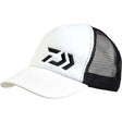 Gorra Daiwa Matelasse Blanca/Negra - Tienda Bass