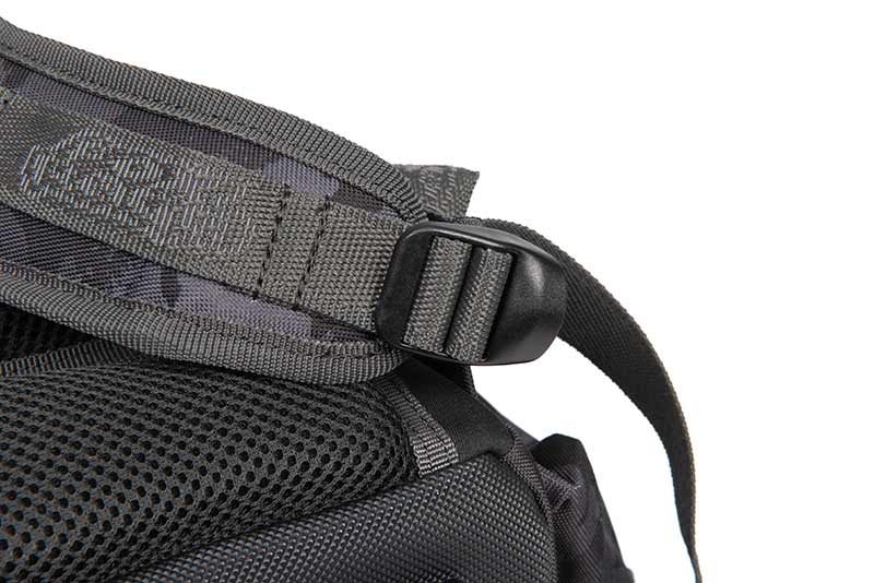 Mochila con cajas Fox Rage Voyager - Tienda Bass